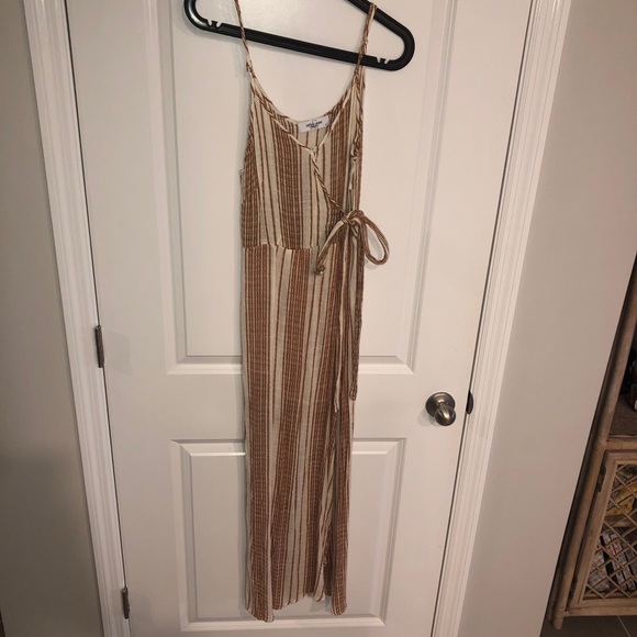 CJLA wrap dress - Picture 2 of 3